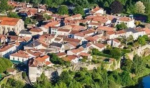 山南回乡建别墅为什么一定要选专业乡墅公司